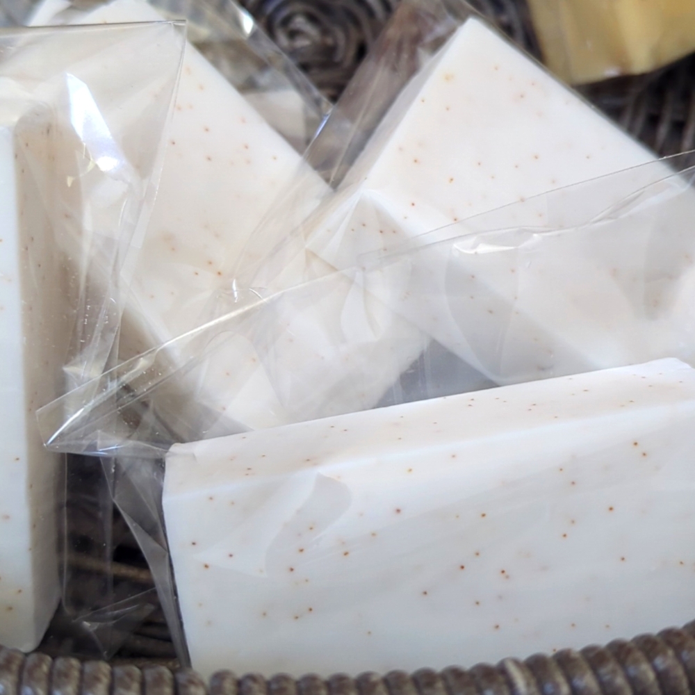 Goat Milk  Vanilla Bean Exfoliating Bar